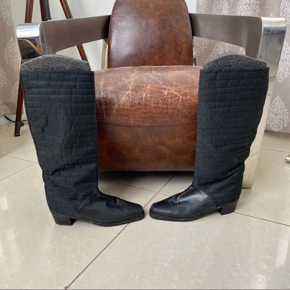 Caster black leather /quilted  boots 11